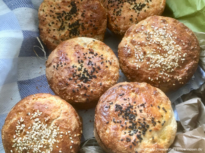 Boller med græsk yoghurt