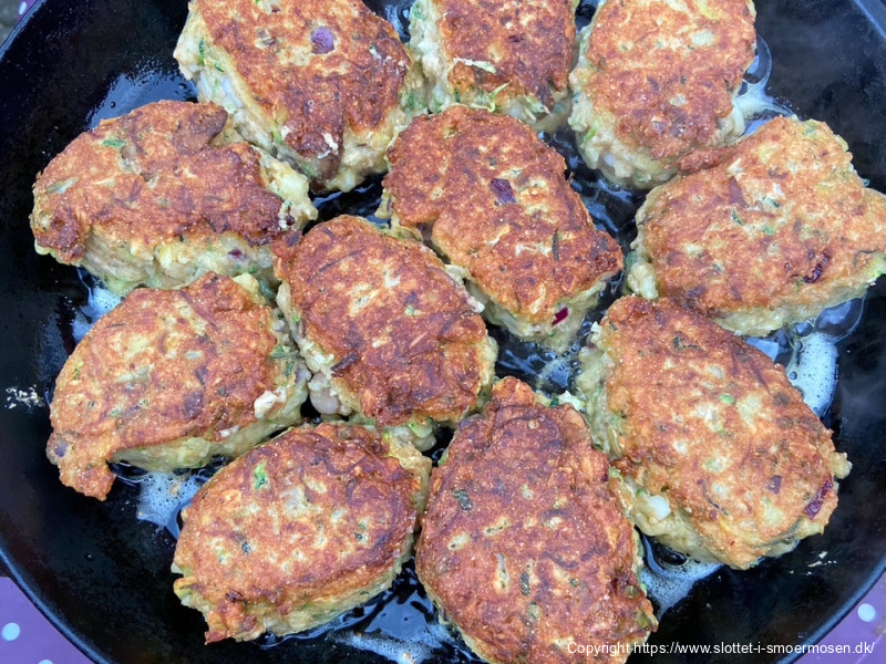 Frikadeller af squash og champignon